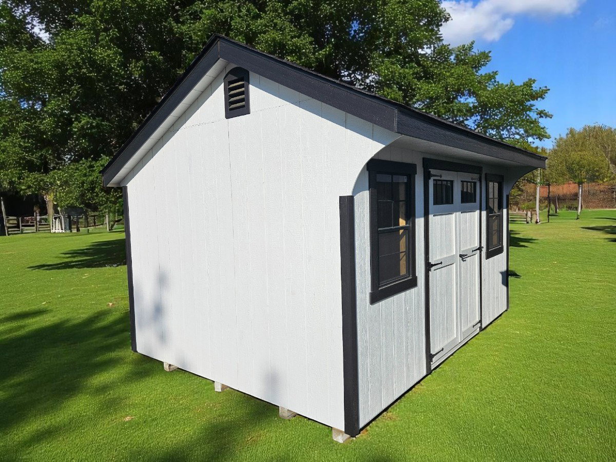 Classic Quaker exterior thumbnail 3