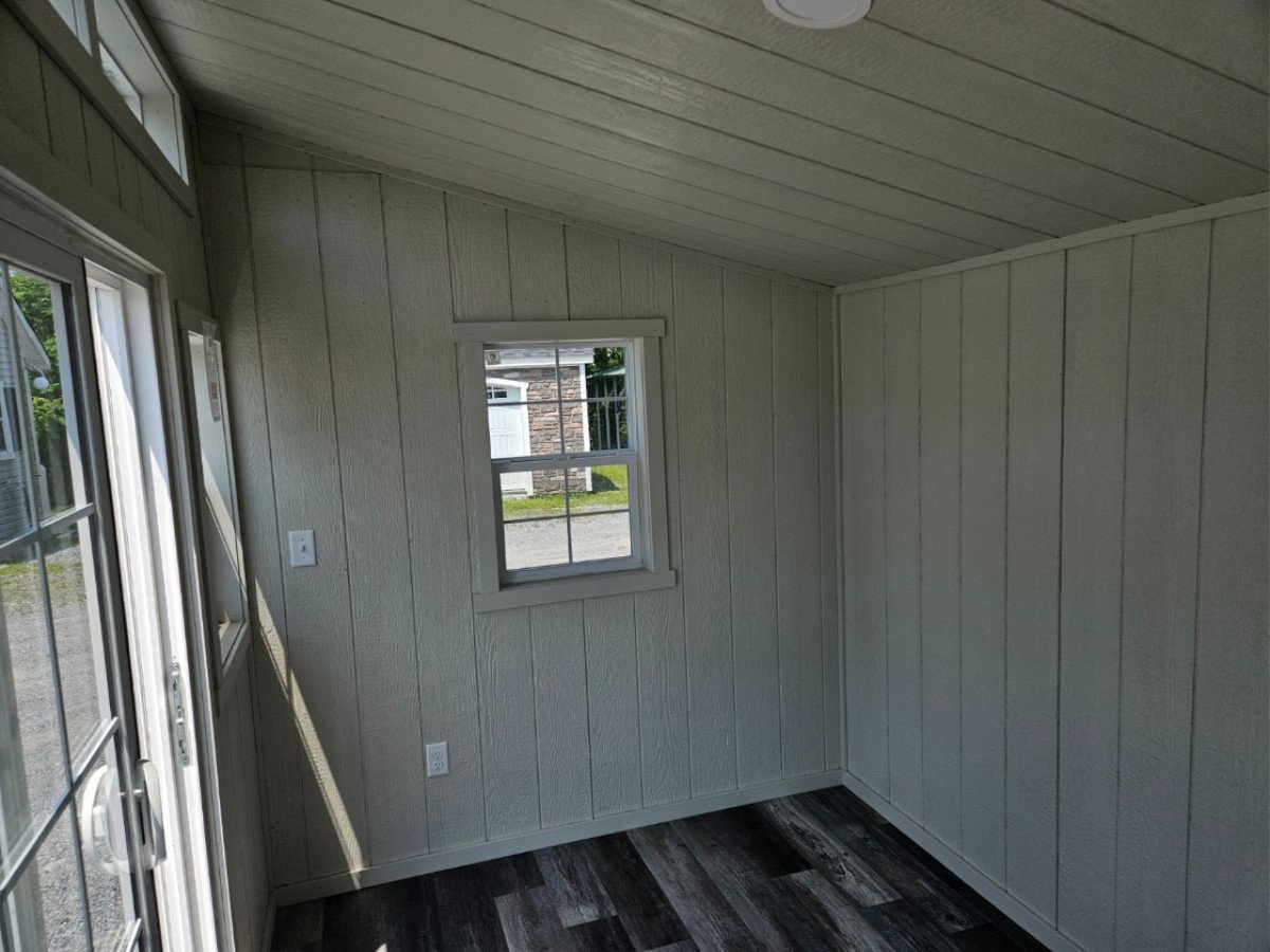 8' X 12' Studio Shed — thumbnail 2